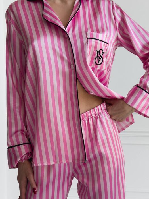 Піжама Вікторія Сікрет. Сатинова піжама Victoria’s Secret. Пижама VS