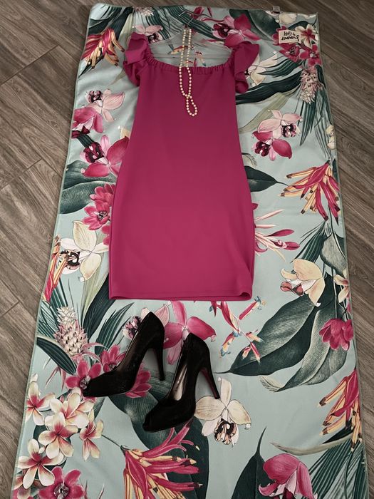 Sukienka hiszpanka Mohito XS