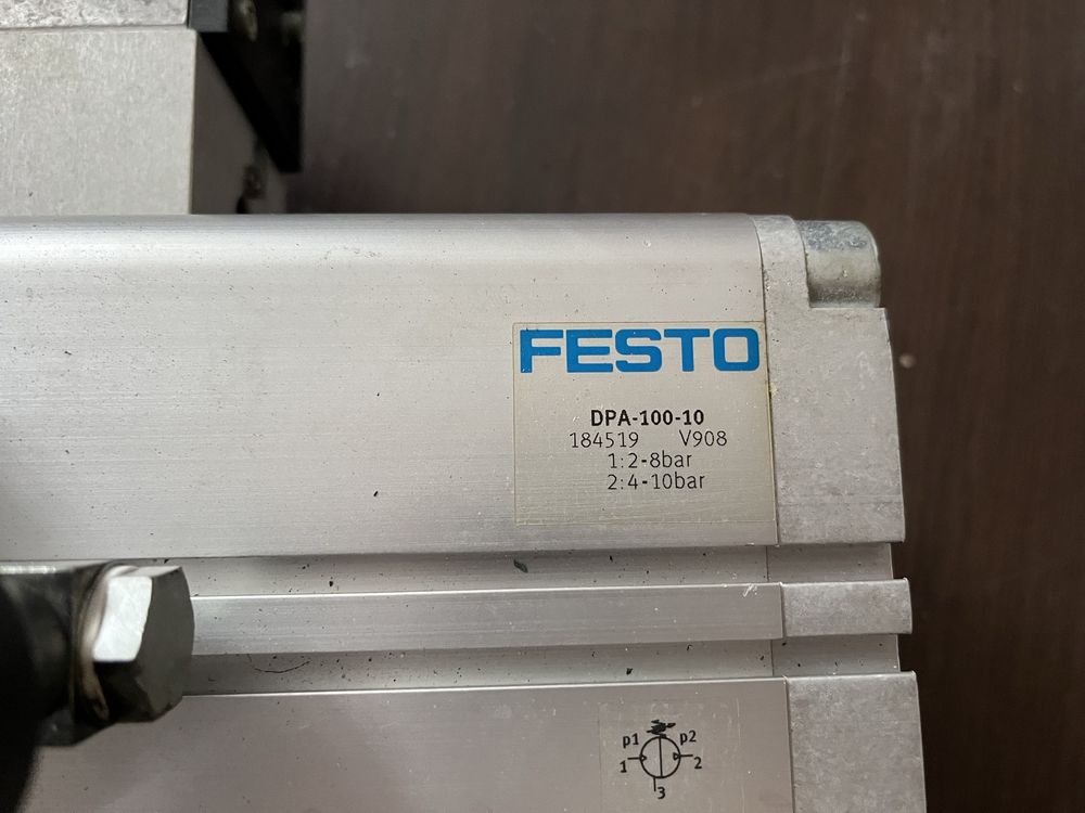 Wzmacniacz ciśnienia FESTO DPA-100-10