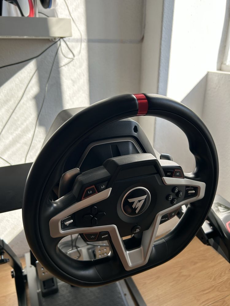 Volante com pedais Thrustmaster T248, manete e base