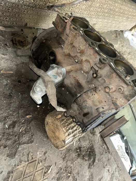 Блок двигателя сиерра, скорпио, dohc донс (пенек)