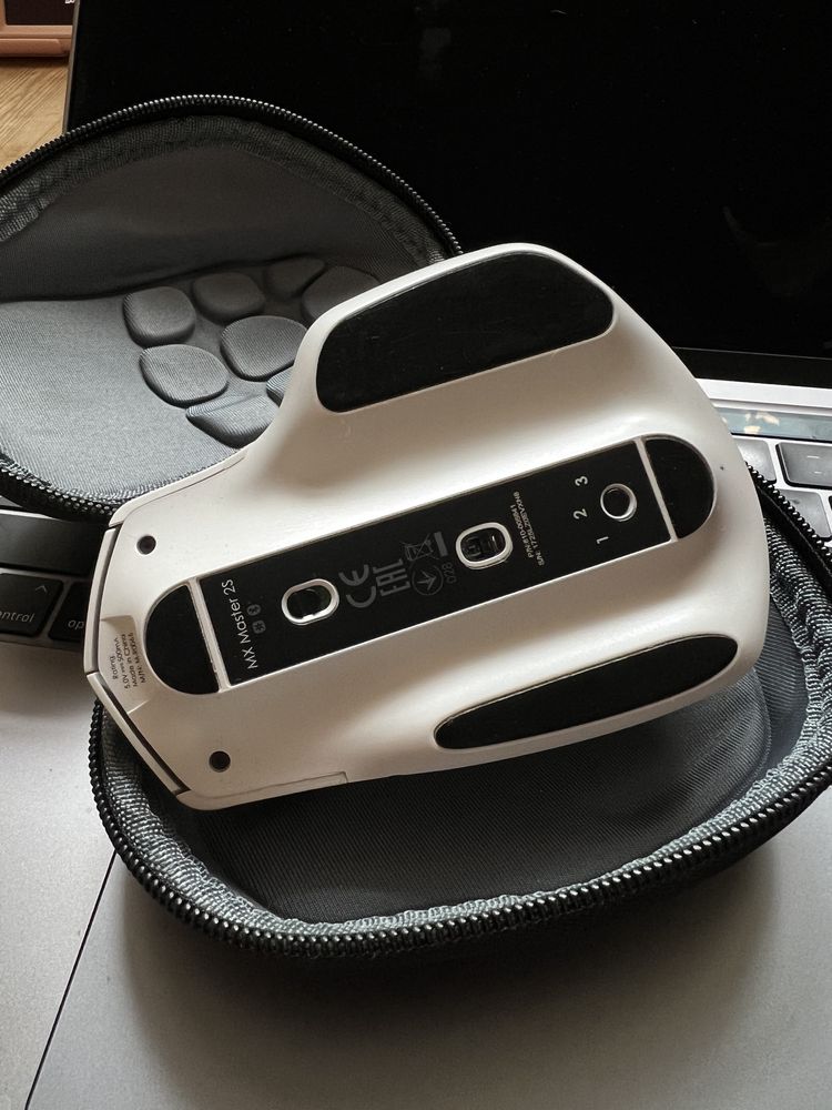 Мишка logitech MX master 2S