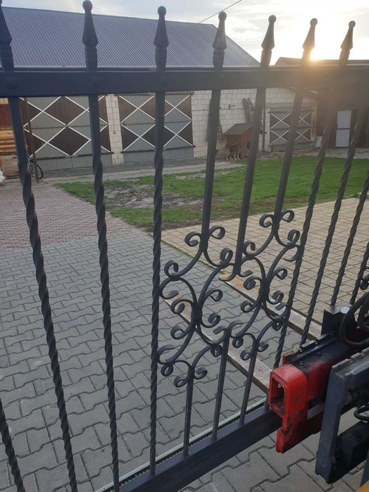 Brama przesuwna 3 mb