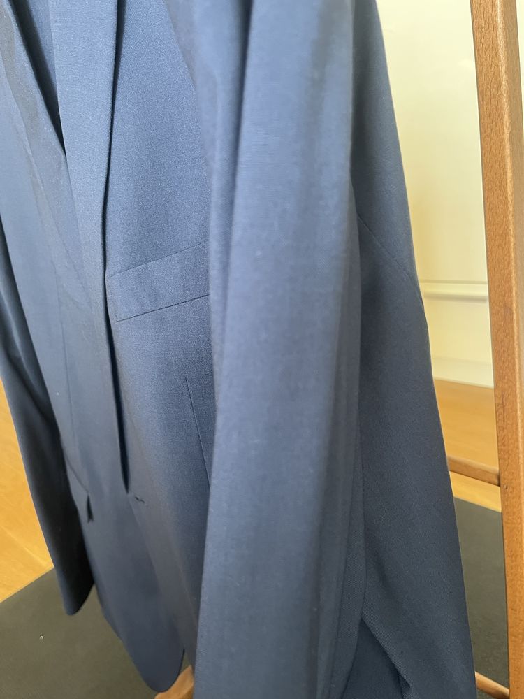 Granatowy garnitur Pierre Cardin