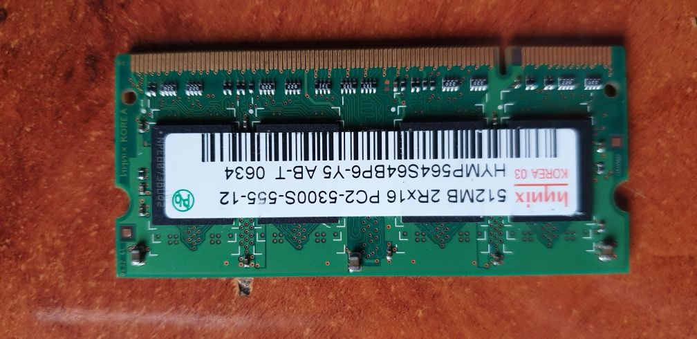 Планка пам'яті 512 MB DDR2 RAM 200-pin SO-DIMM 2Rx16 PC2-5300S 'Hynix'