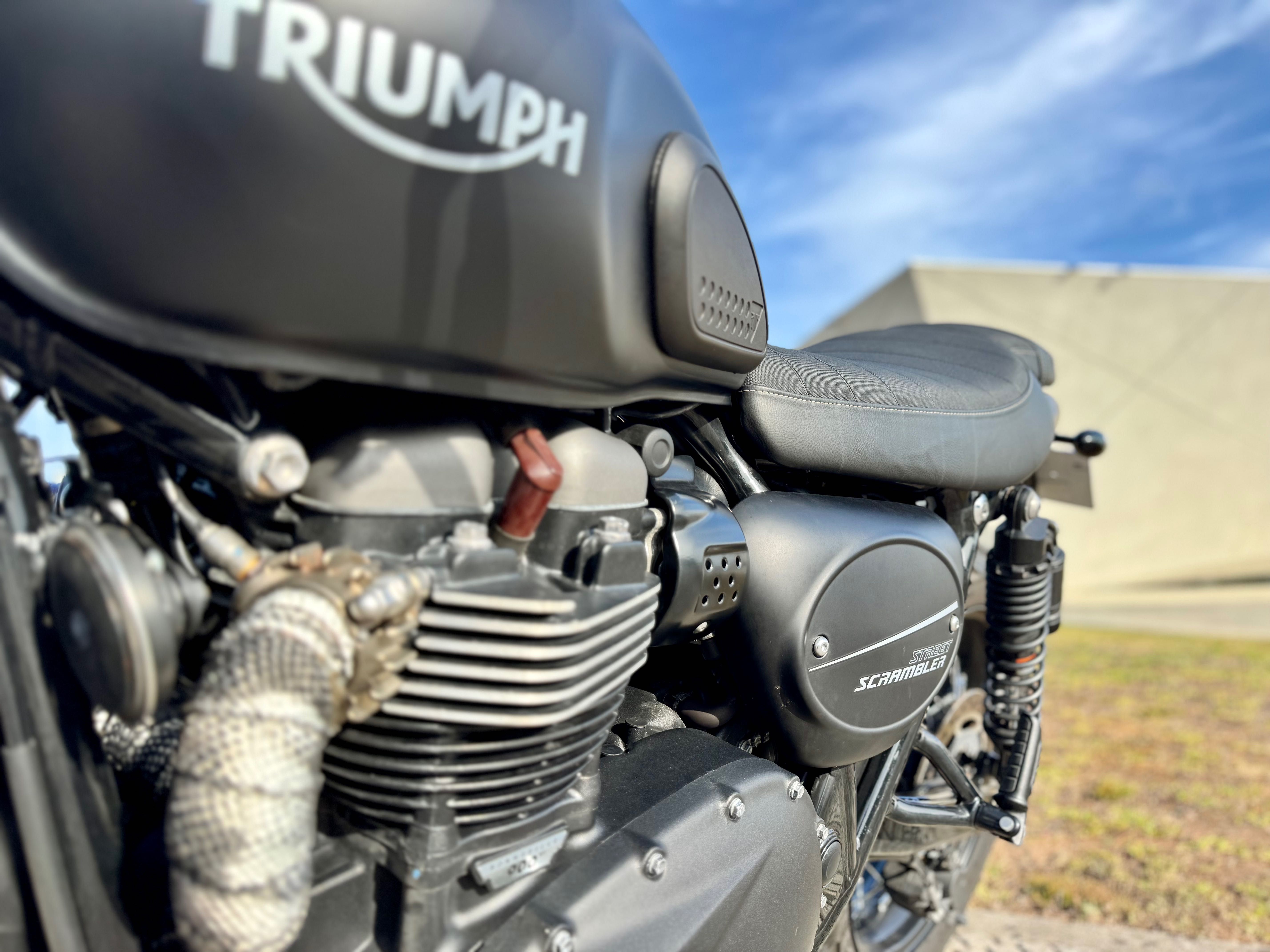 Triumph Street Scrambler 2021 | 7.000Km | Muitos extras