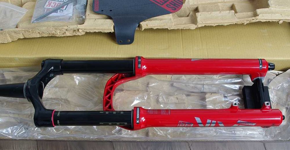 Rock Shox Lyrik Ultimate 27,5'' 180mm tapered boost offset 37mm, NOWY