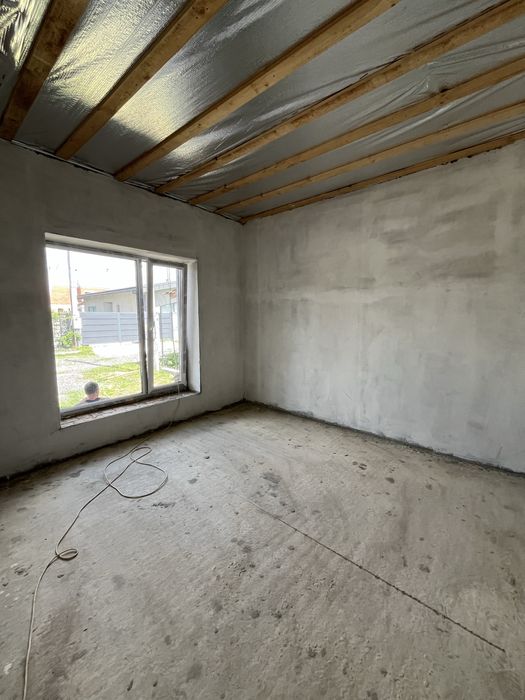 Продач чудового будинку!