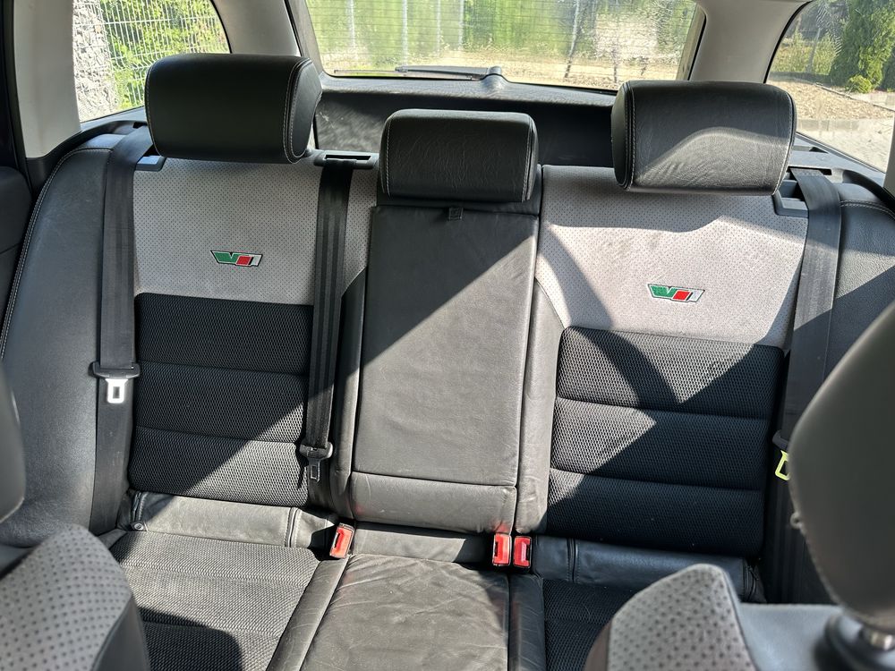 Продам автомобіль Skoda Octavia A5 2011 року випуску.