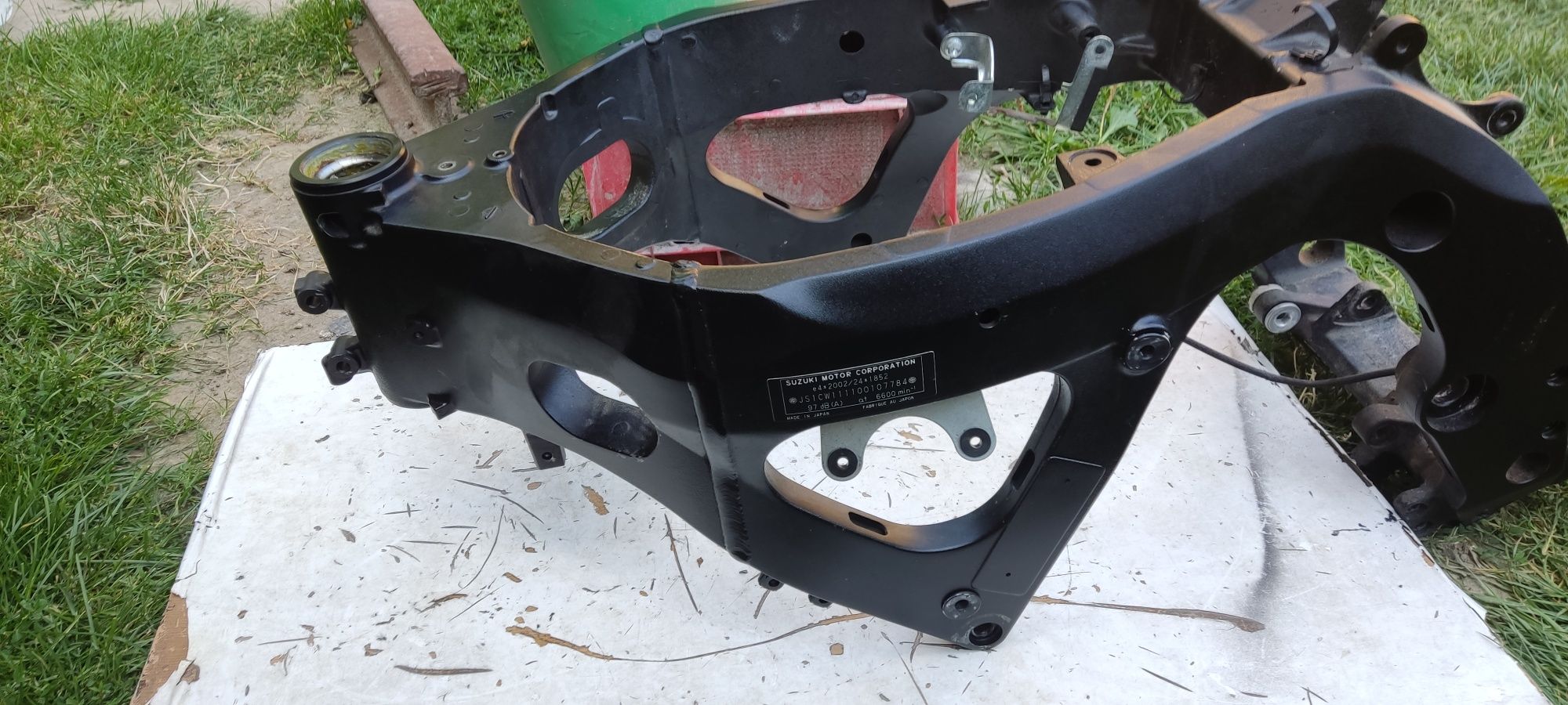 Suzuki GSX-R 750 k8 K9 rama dokumenty