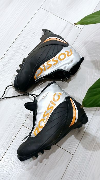 Buty narciarskie do nart biegowych Rossignol NNN r.37