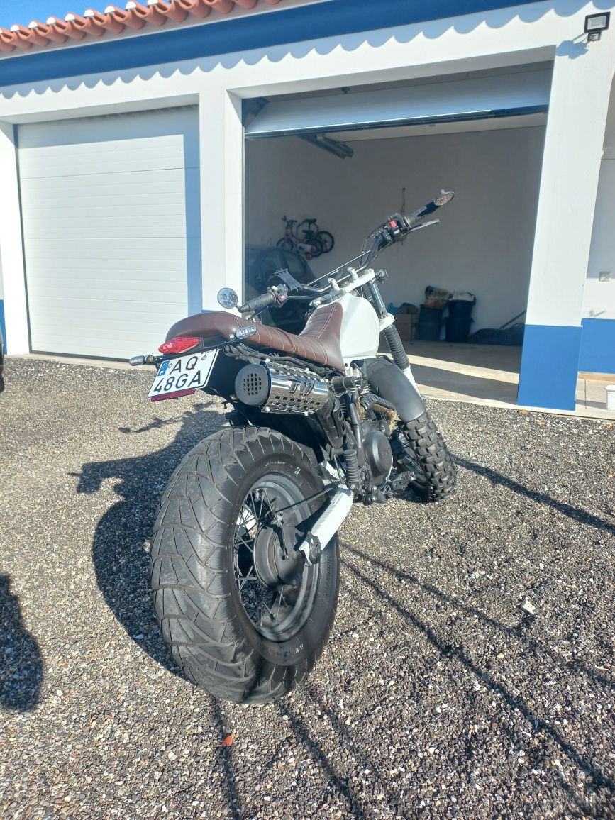 TW 125 impecável