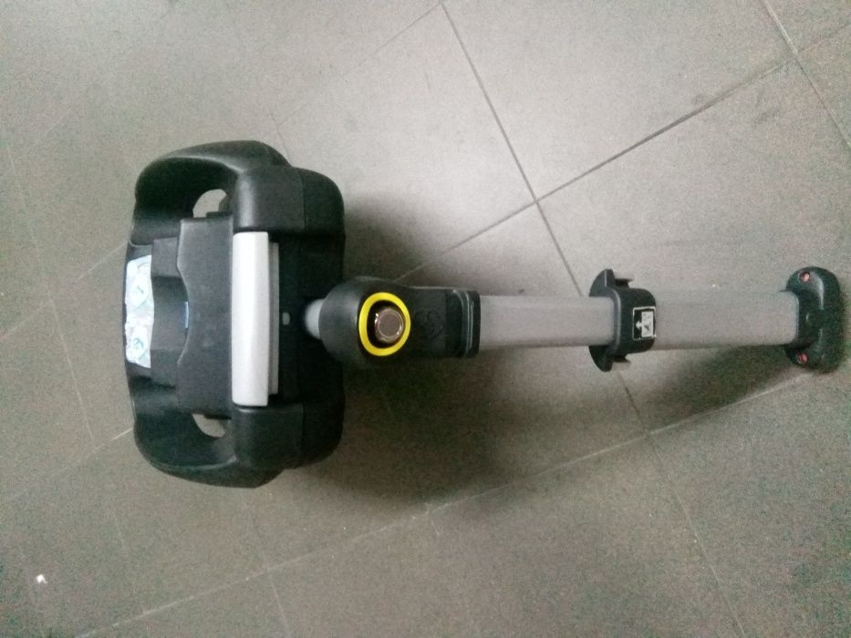 Bases Maxicosi Easyfix sem Isofix e com Isofix