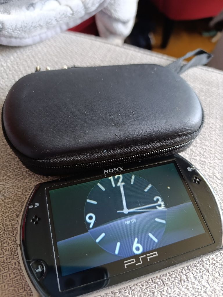 PSP Go plus etui