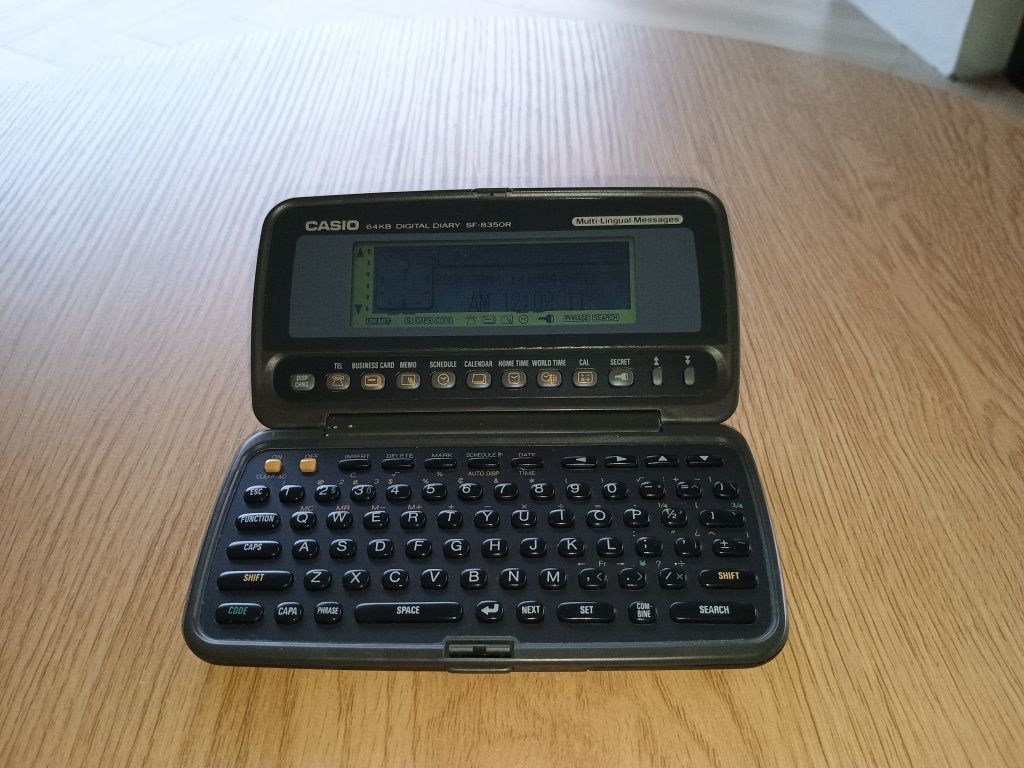 Notatnik pamiętnik organizer elektroniczny CASIO SF-8350R dla pasjonat
