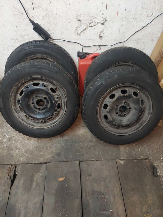 Koła 6Jx14  5x100 ET 43 z oponami zimowymi Michelin Alpin
