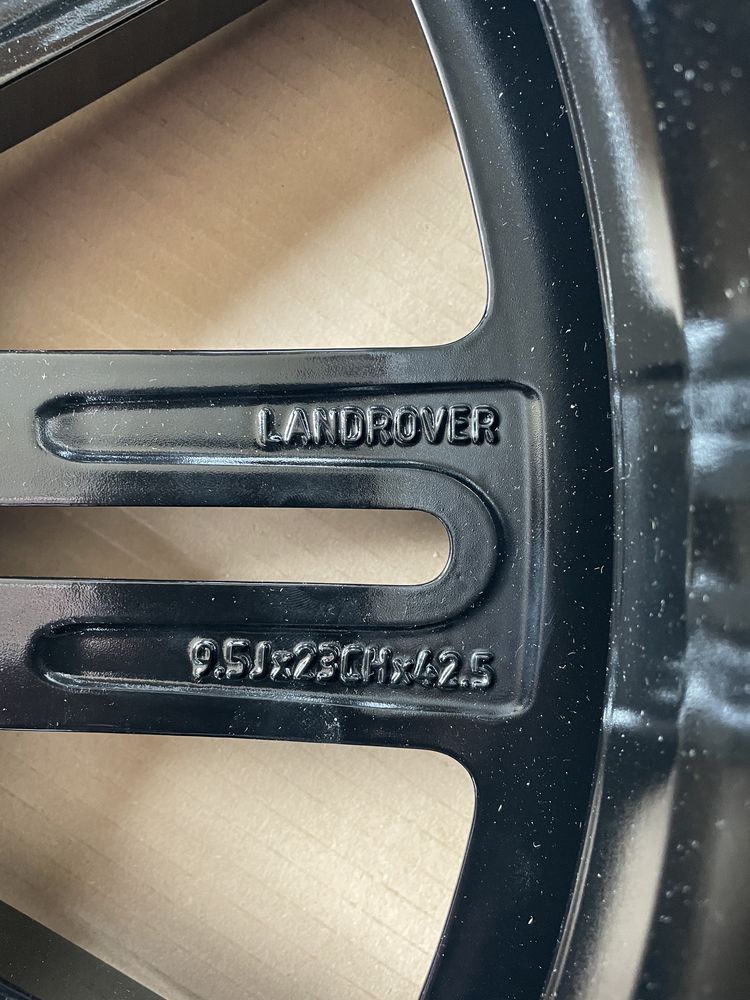 2 nowe felgi Landrover Range Rover 23” M8E2-1007-KA
