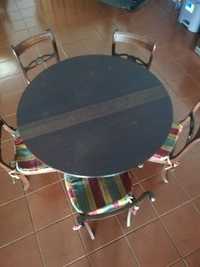 Conjunto de Mesa + 5 Cadeiras