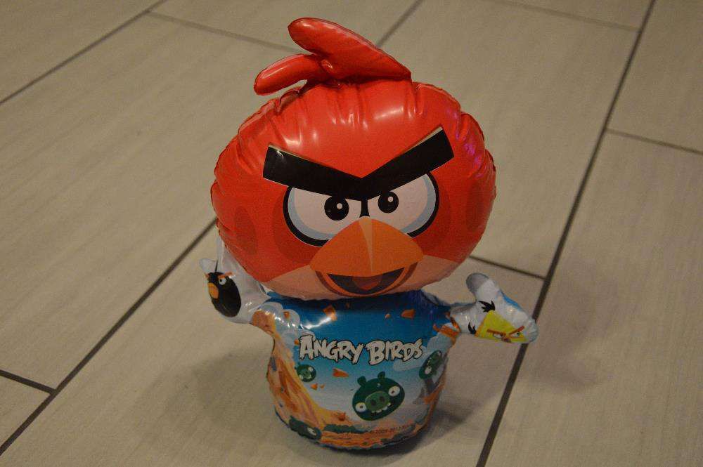 ANGRY BIRDS dmuchana zabawka