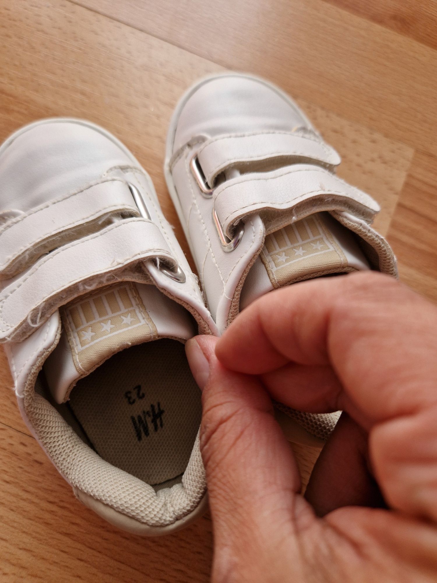 Взуття дитяче. H&M. 14.3см.