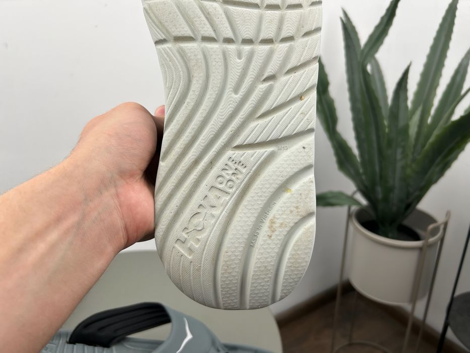 Оригінал! Тапочки шльопки вєтнамки Hoka Refovery Flip 47 розмір 03840