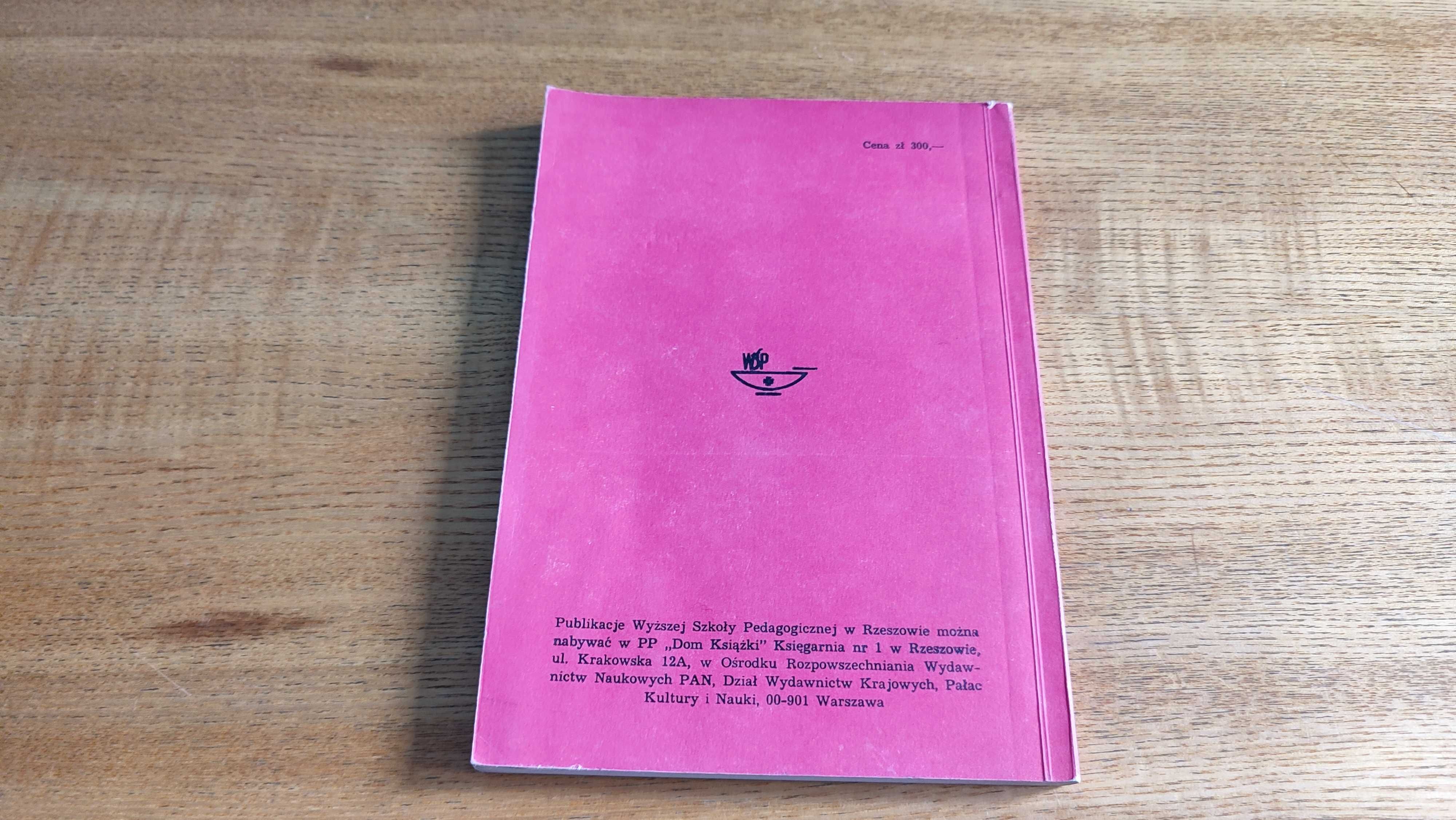 Struktury społeczne a socjologia Daniel Markowski