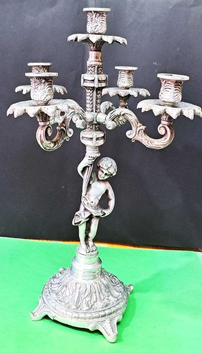 Castiçal (candeeiro) de 4 braços