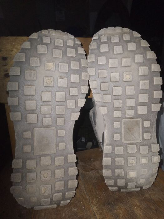 Продам высокие красовки 39.