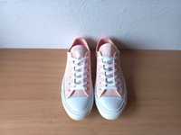 Стильні дихаючі кеди Converse вказаний 39-40 р. устілка 25,5 см.