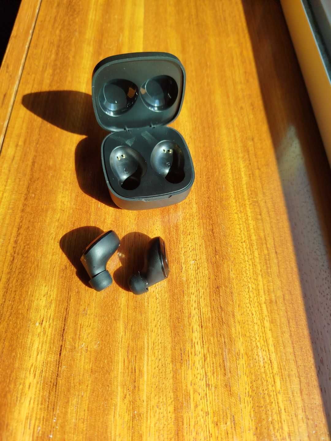 earbuds grundig pouco uso