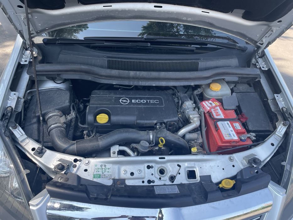 Опель Зефіра Б 2013 рік