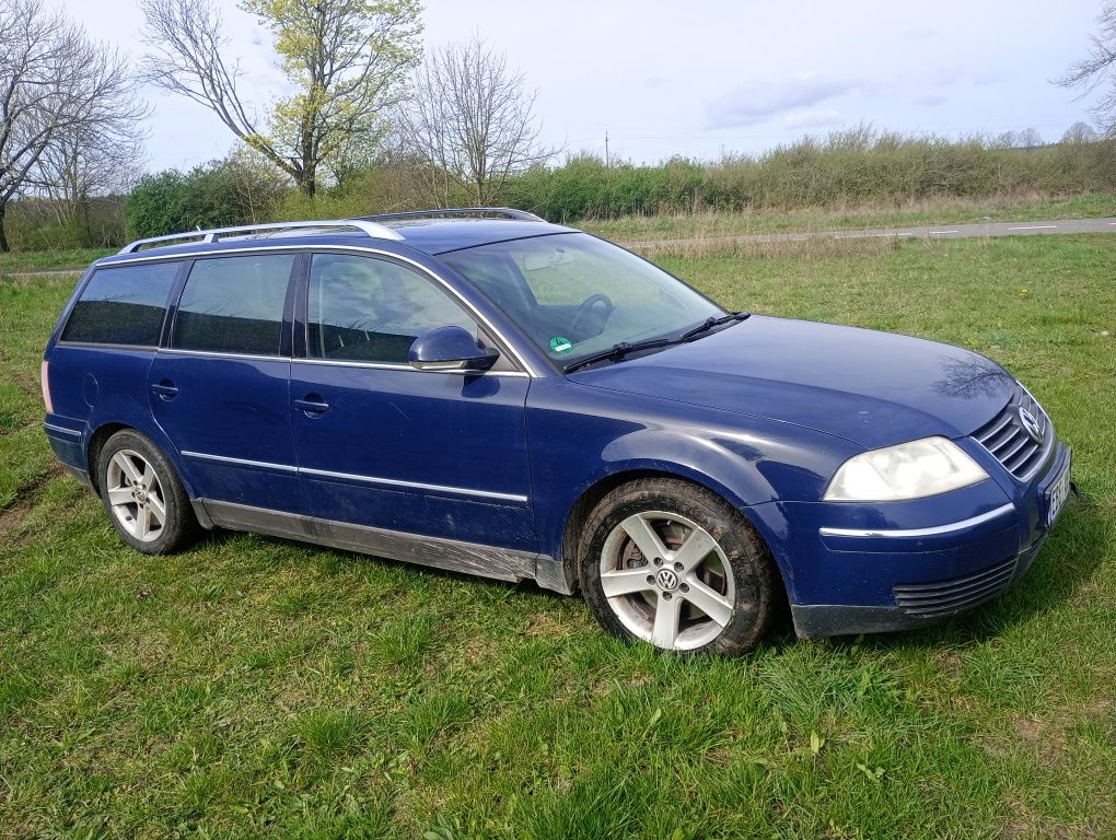 Volkswagen Passat w całości lub na części B5 2.8 benzyna 4 motion 2003