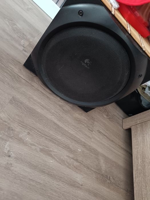 Logitech Z 5500 colunes bom som