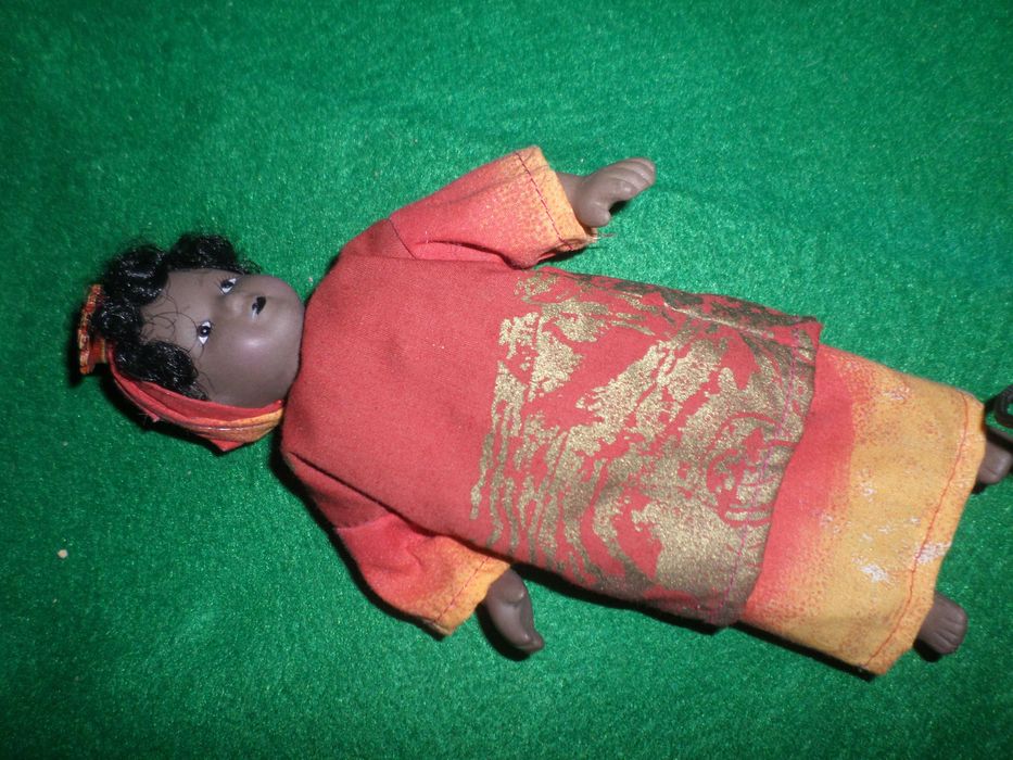 2 bonecas em porcelana