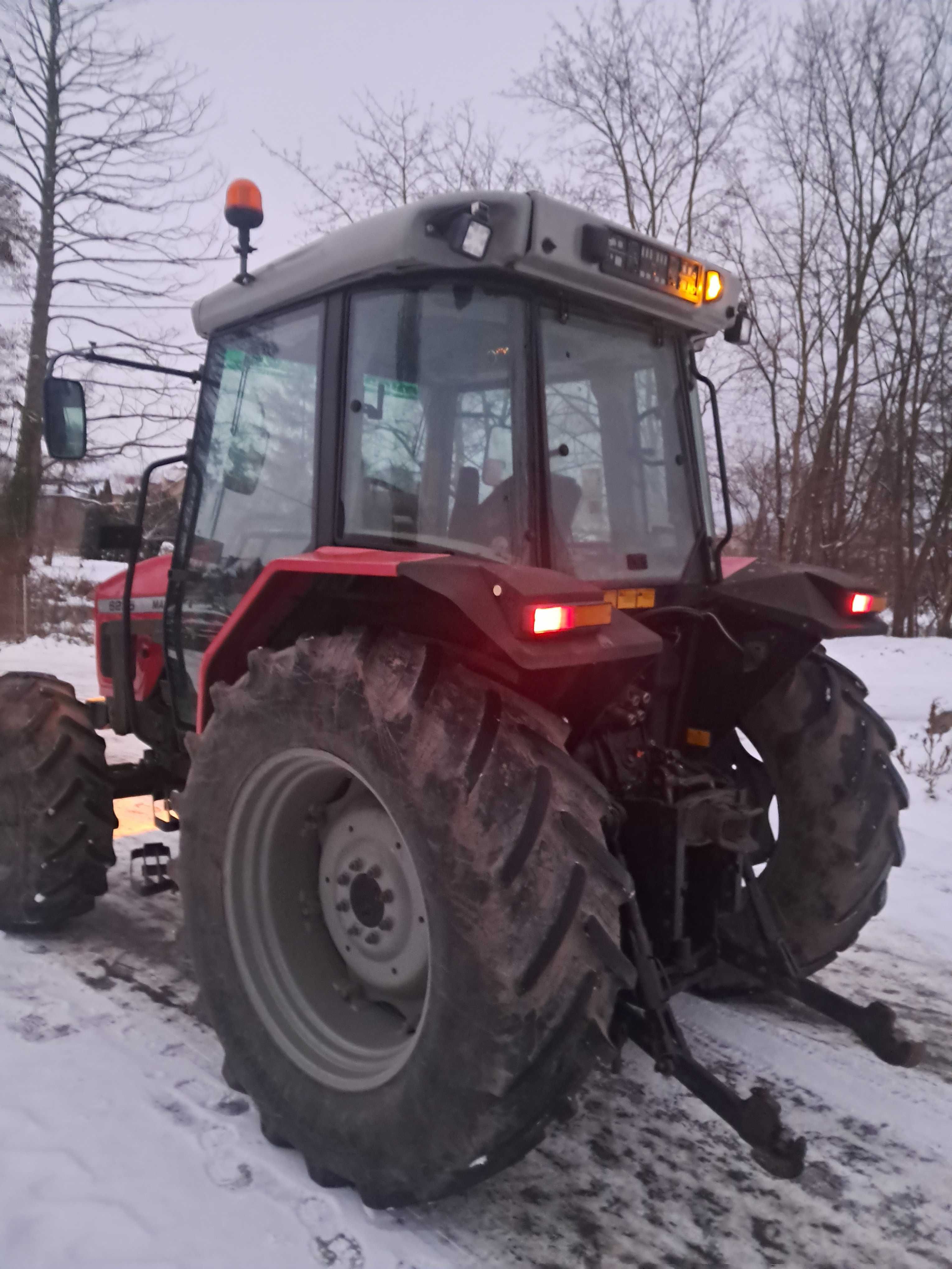 Massey Ferguson  6235