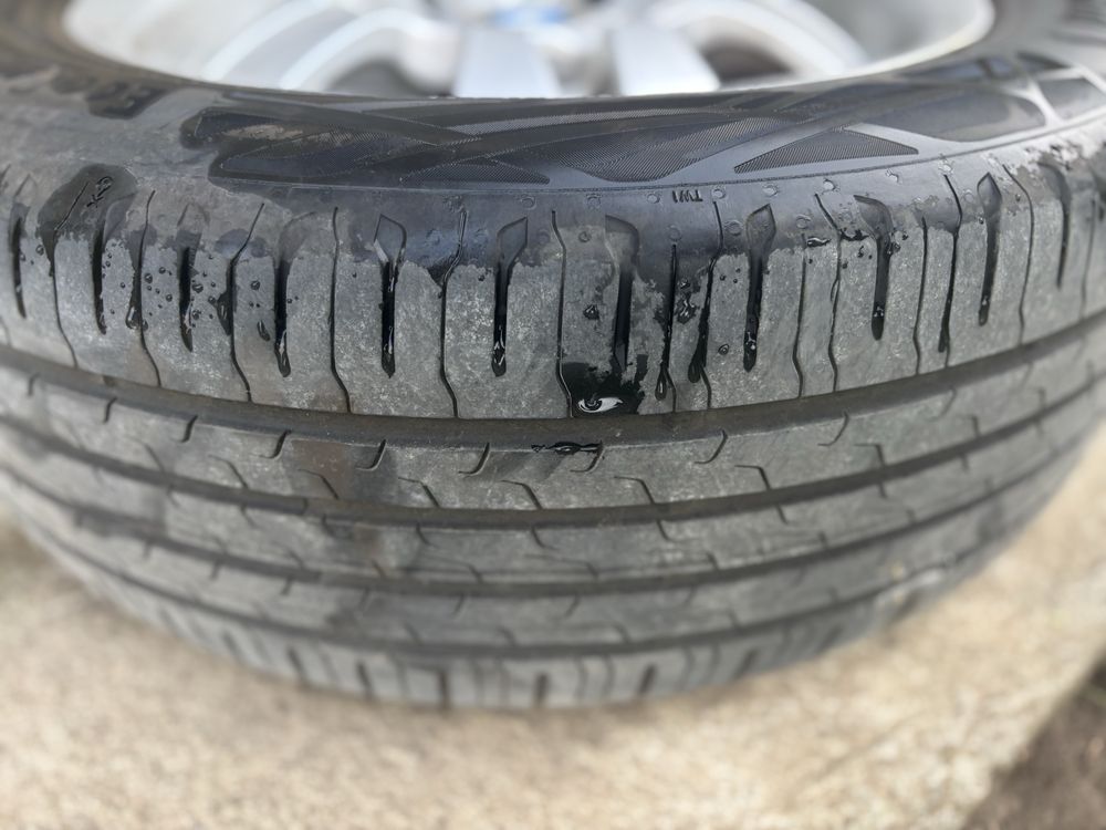 Felgi aluminiowe BMW 16 z oponami Run-Flat