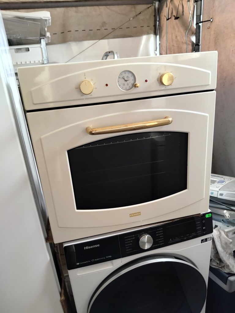 Piekarnik do zabudowy Franke Retro