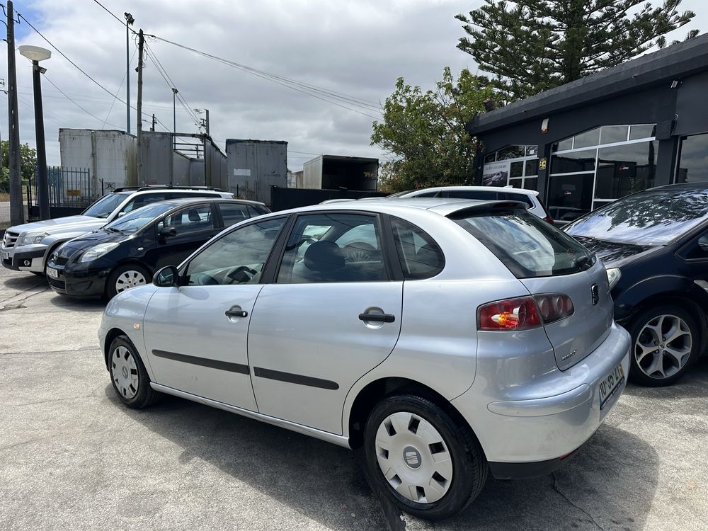 SEAT IBIZA 1.2 GASOLINA  2005 REVISÃO FEITA
