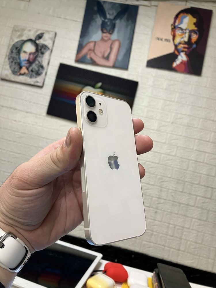 Продам айфон apple iPhone 12 mini 64gb на запчасти