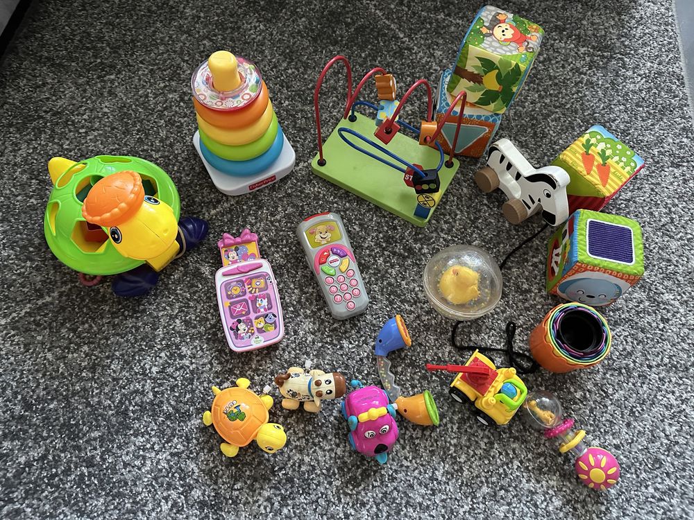 Zestaw zabawek, wieża sorter, przeplatanka i inne