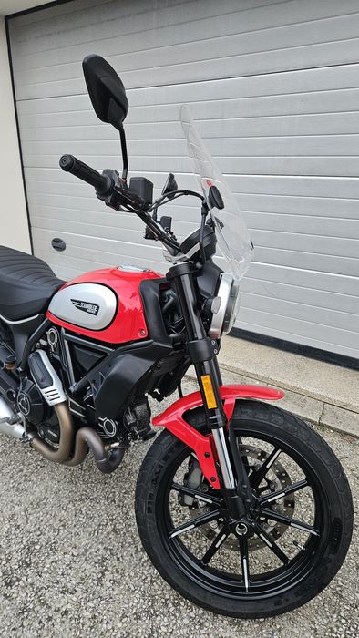 Ducati Scrambler Ícon Red 800cc