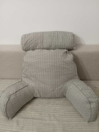 Poduszka "fotel" do czytania podłokietniki