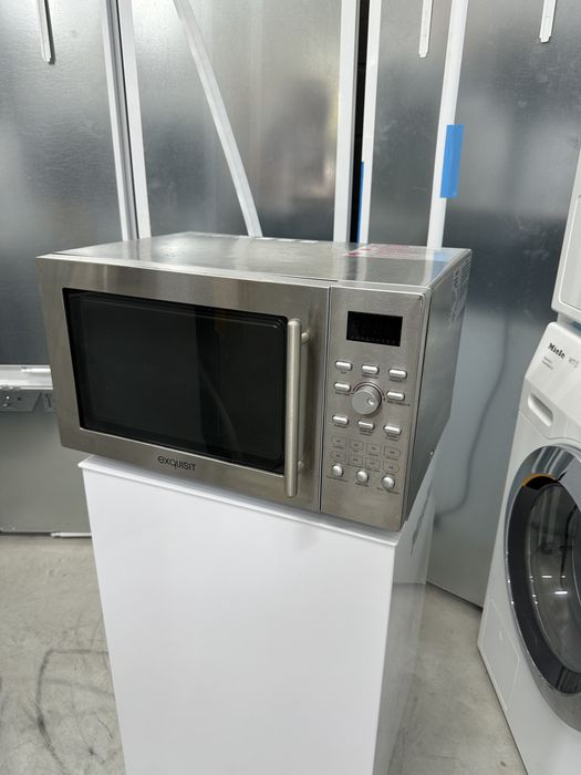 Мікрохвильова піч Bauknecht