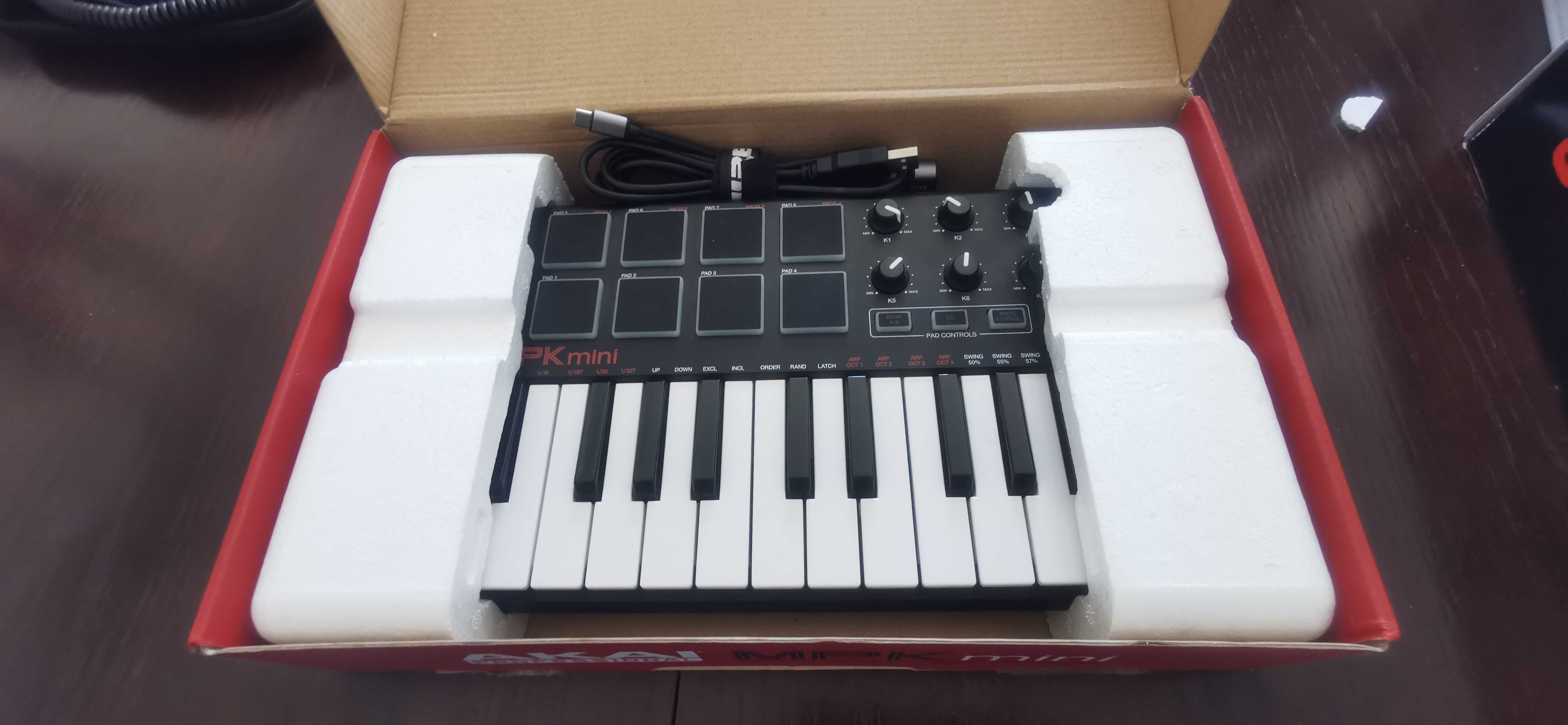 Mini klawiatura AKAI MPK MINI MK3