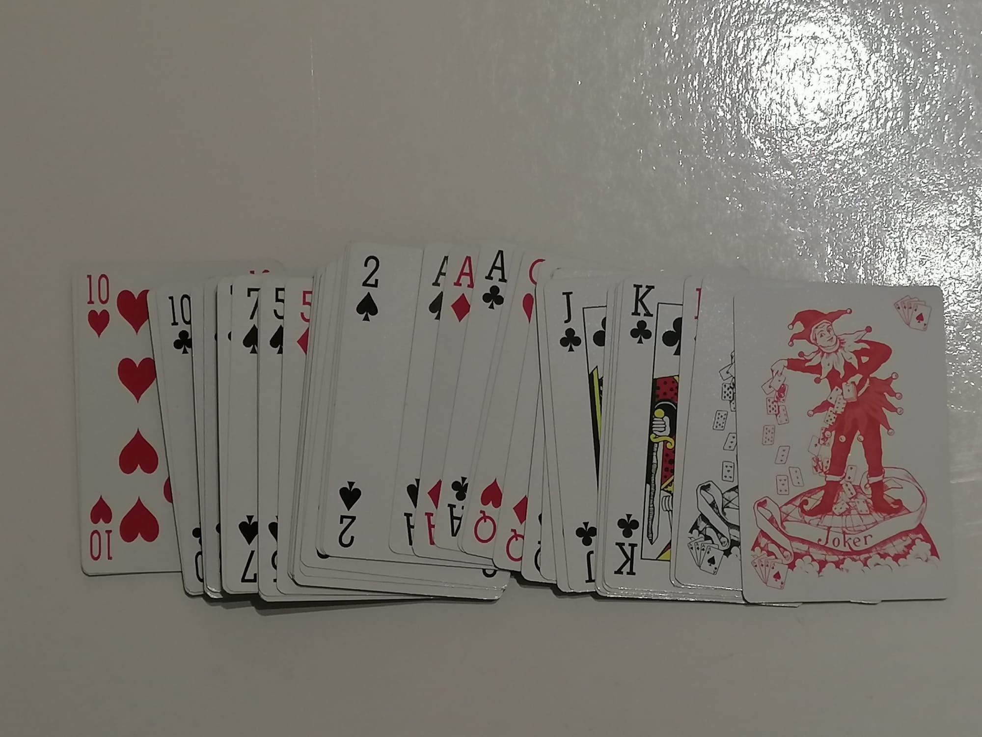 Baralho 54 cartas edição Força Aérea Portuguesa, em estado novo