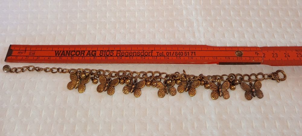 Pulseira com borboletas vintage