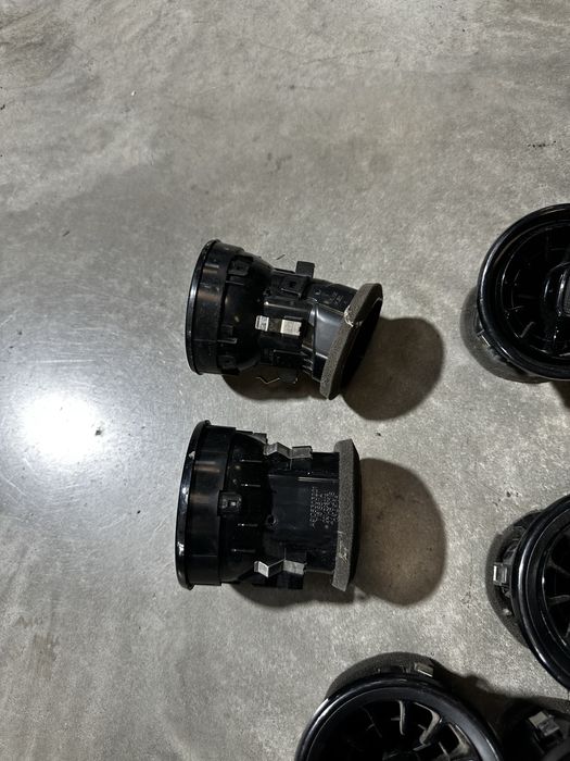 Воздуховод крутилка потоку  воздухозаборнік спрінтер Sprinter W907