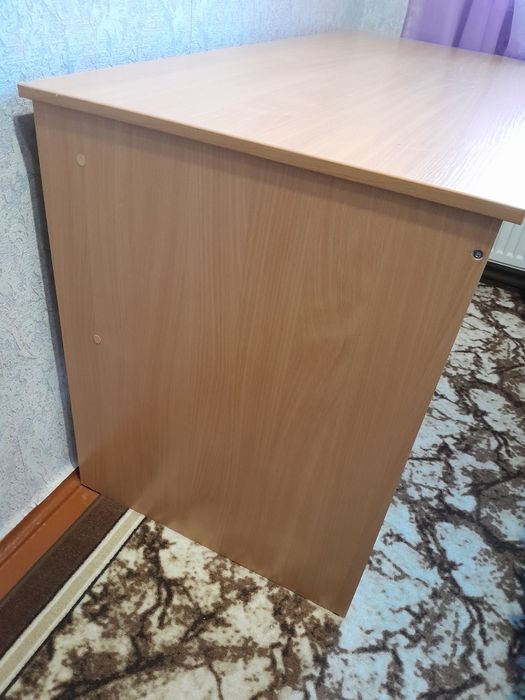 Продам стол для дома или офиса, стіл