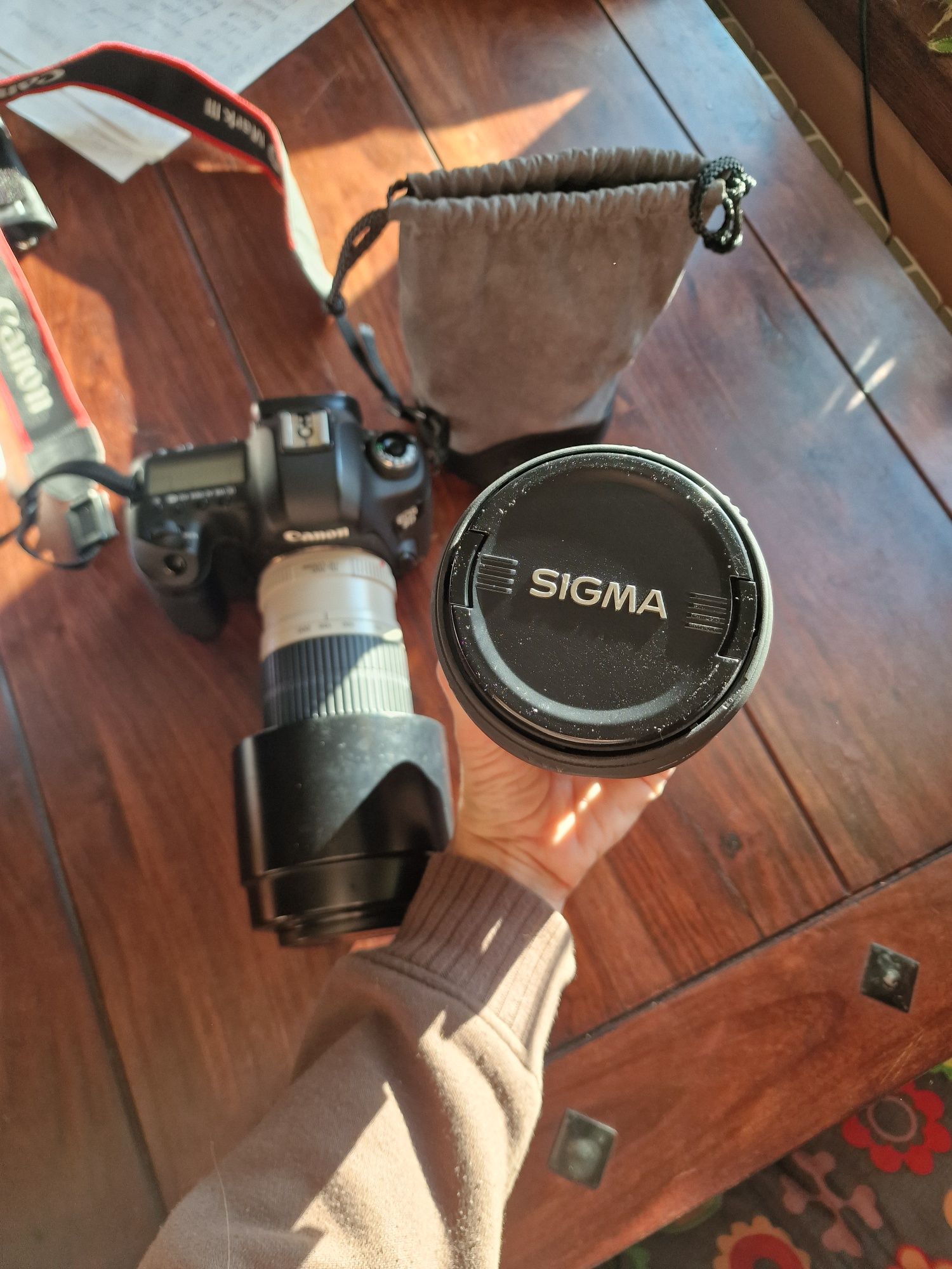Aparat fotograficzny Canon EOS 5D Mark 3 + obiektyw + etui