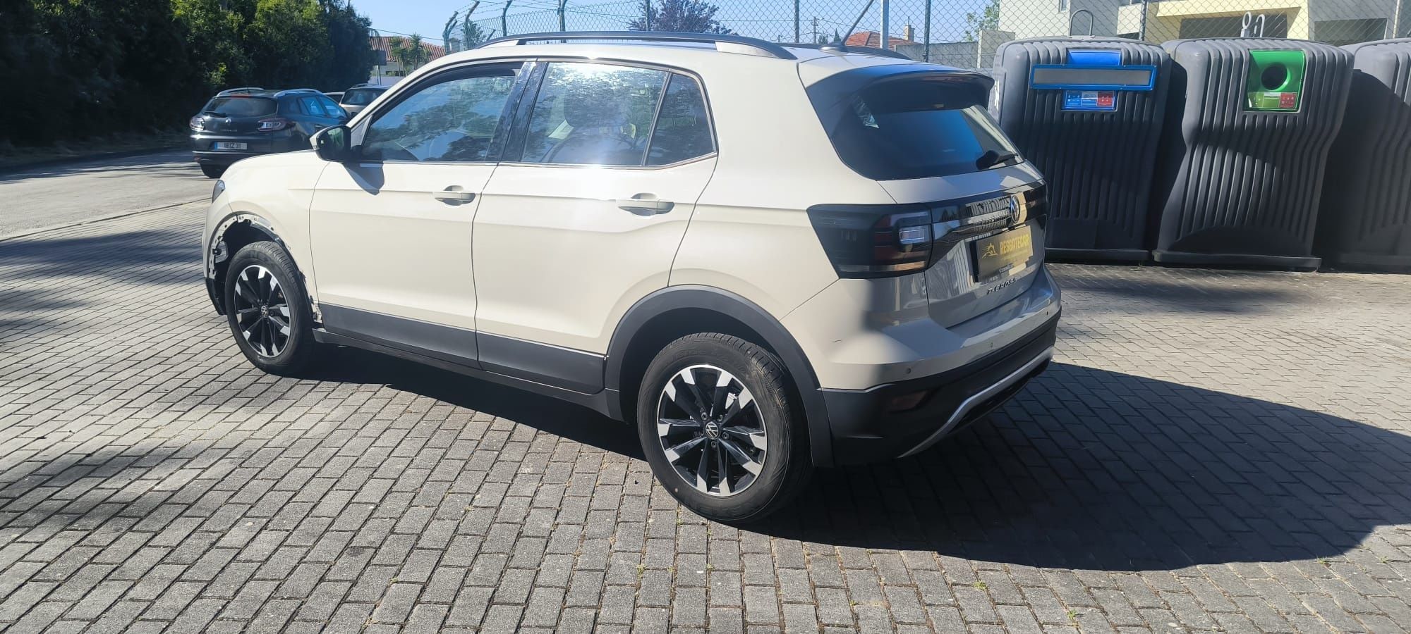 VW T-CROSS salvado